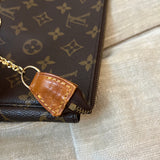 Louis Vuitton Pochette