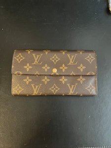 Louis Vuitton Sarah Wallet