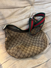 Laden Sie das Bild in den Galerie-Viewer, Gucci Crossbody Bag