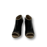 Chanel Ivory Black Heels 37 1/2