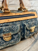 Laden Sie das Bild in den Galerie-Viewer, Louis Vuitton Denim Neo Speedy