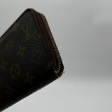 Louis Vuitton Zippy Wallet