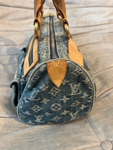 Laden Sie das Bild in den Galerie-Viewer, Louis Vuitton Denim Neo Speedy