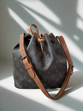 Laden Sie das Bild in den Galerie-Viewer, Louis Vuitton Sac Noe Petit