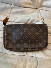 Laden Sie das Bild in den Galerie-Viewer, Louis Vuitton Pochette