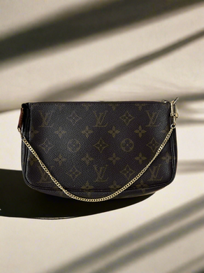 Louis Vuitton Pochette