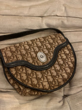 Laden Sie das Bild in den Galerie-Viewer, Dior Crossbody Bag