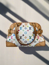 Laden Sie das Bild in den Galerie-Viewer, Louis Vuitton Claudia Bag Multicolor Murakami Monogram