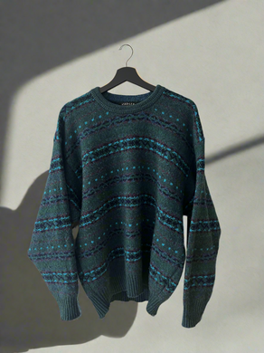 Vintage 100% Wool Sweater M-L