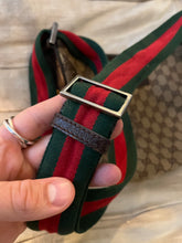 Laden Sie das Bild in den Galerie-Viewer, Gucci Crossbody Bag