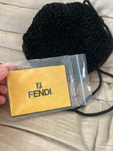 Laden Sie das Bild in den Galerie-Viewer, Fendi Small Purse Crossbody Bag