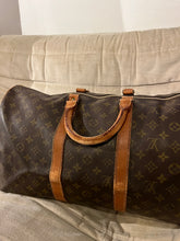 Laden Sie das Bild in den Galerie-Viewer, Louis Vuitton Keepall 50