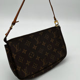 Louis Vuitton Pochette