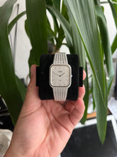 Laden Sie das Bild in den Galerie-Viewer, Rado Quartz Watch