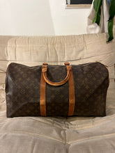 Laden Sie das Bild in den Galerie-Viewer, Louis Vuitton Keepall 50