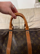 Laden Sie das Bild in den Galerie-Viewer, Louis Vuitton Keepall 50