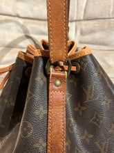 Laden Sie das Bild in den Galerie-Viewer, Louis Vuitton Sac Noe Grande