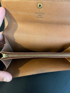 Louis Vuitton Sarah Wallet