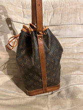 Laden Sie das Bild in den Galerie-Viewer, Louis Vuitton Sac Noe Grande